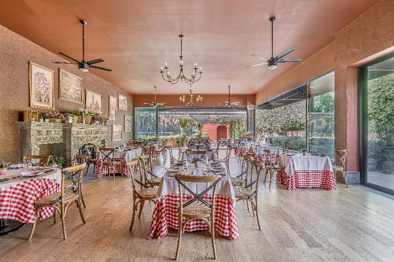 فندق Fiesta Americana Hacienda Galindo Resort & Spa