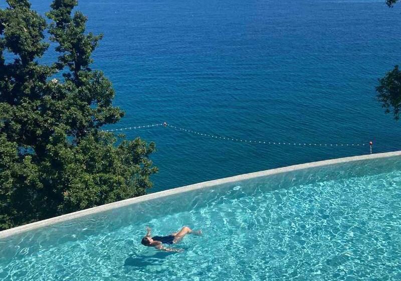 Grand Hotel Adriatic Ii