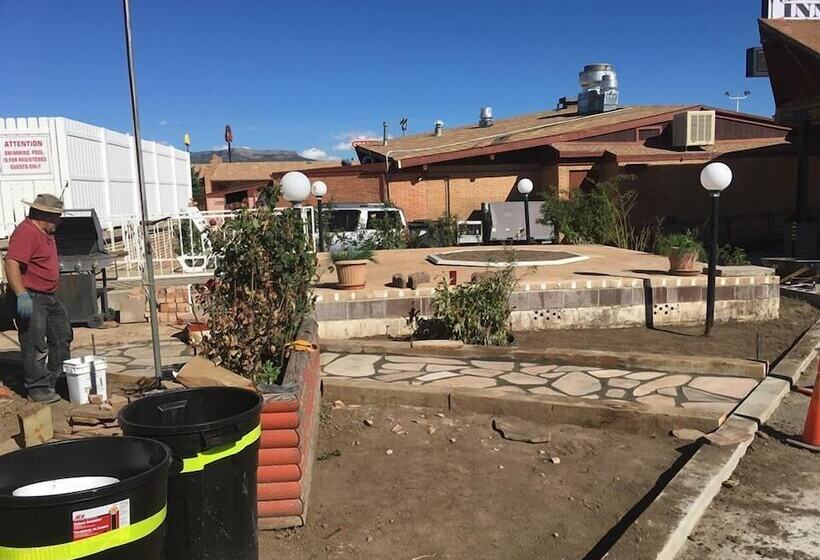هتل Casa Lemus Inn