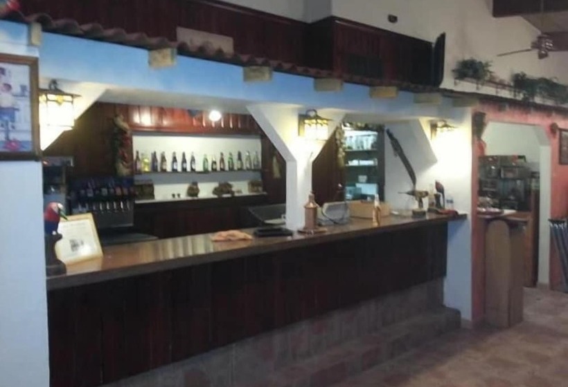 هتل Casa Lemus Inn
