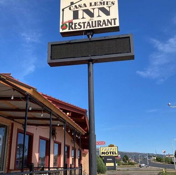 هتل Casa Lemus Inn