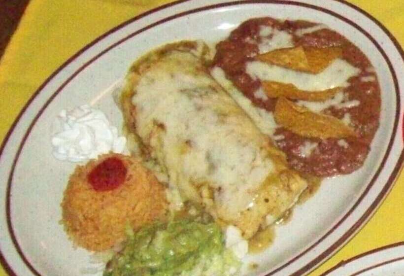 هتل Casa Lemus Inn