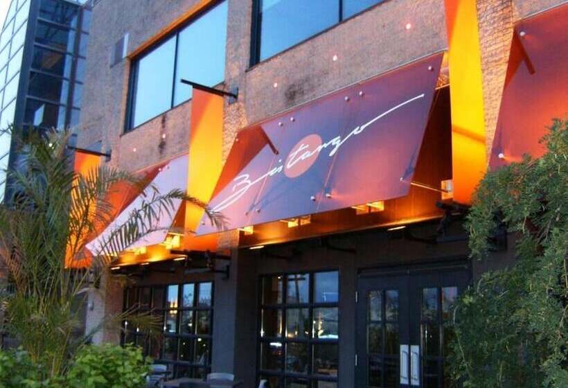 هتل Hôtel Alt Québec