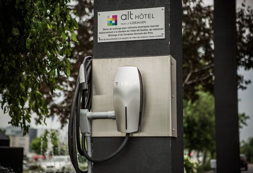 هتل Hôtel Alt Québec
