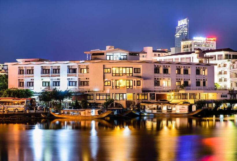 Huong Giang Hotel Resort & Spa