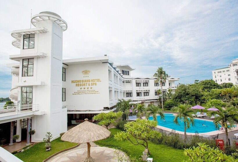 هتل Huong Giang  Resort & Spa