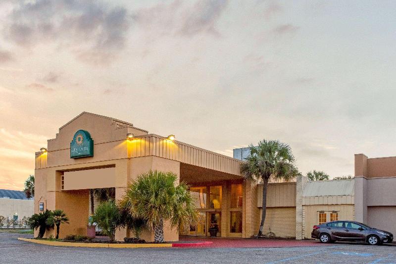 فندق Suburban Studios Slidell I 10