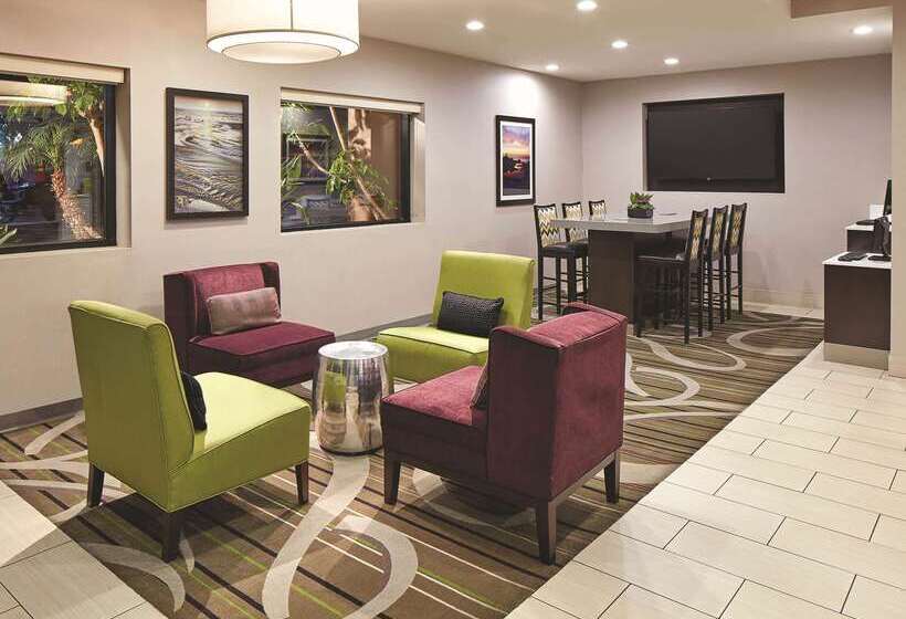 Hotel La Quinta Inn & Suites By Wyndham San Diego Seaworld/zoo