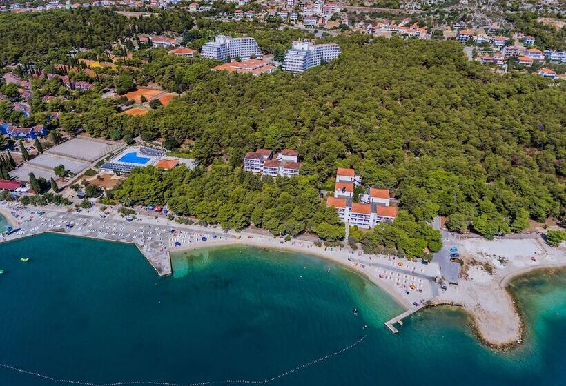 هتل Medena Budget