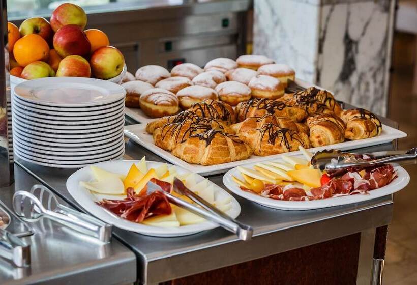 هتل Medena Budget