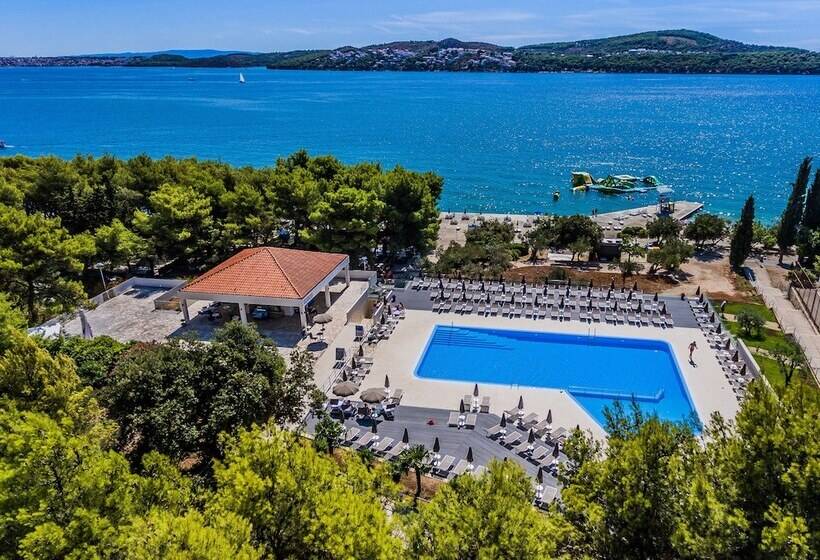 هتل Medena Budget