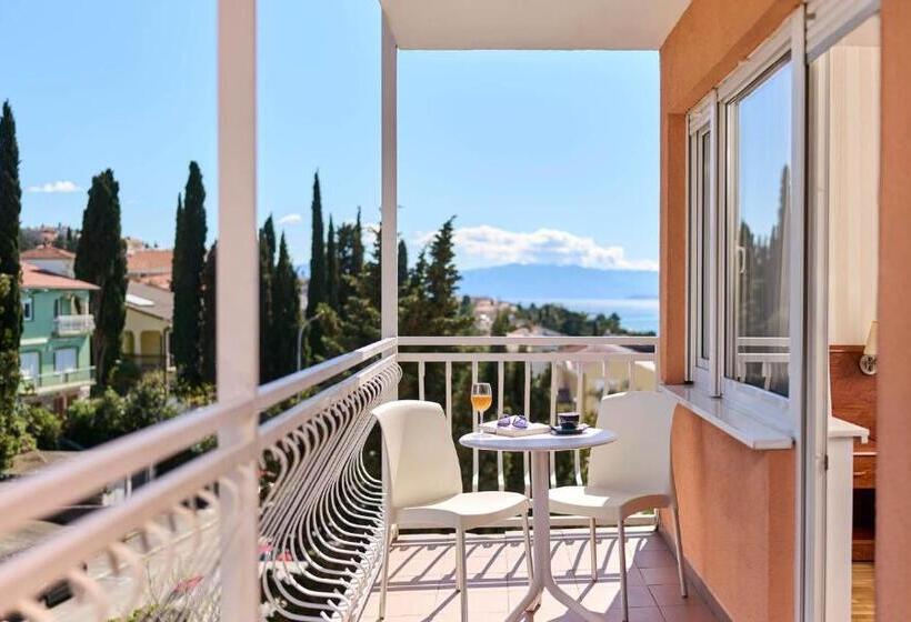 Mediteran Hotel By Aminess