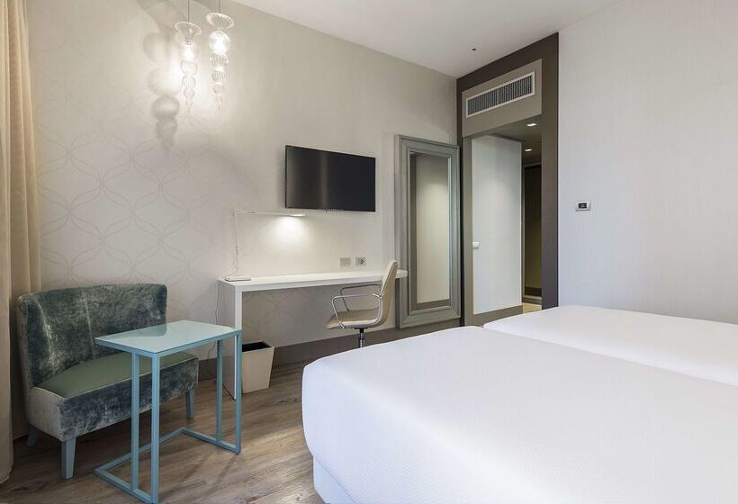 호텔 NH Collection Milano Touring