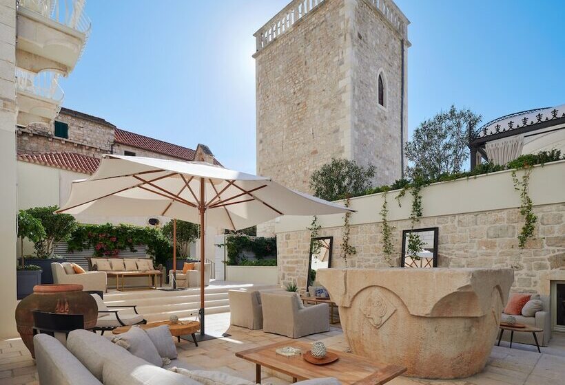 Hotel Palace Elisabeth, Hvar Heritage