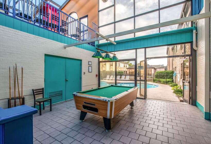 هتل Country Inn & Suites By Radisson, Muskegon, Mi
