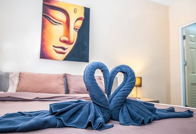 هتل S A F E Residence Patong