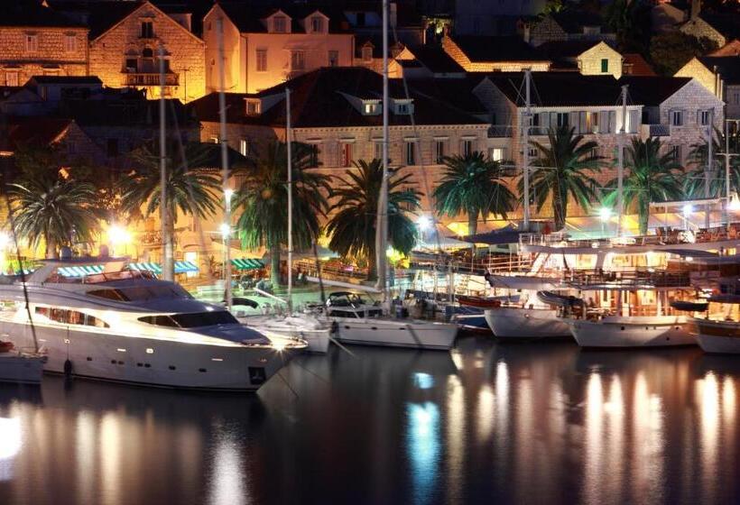 هتل Sirena Hvar