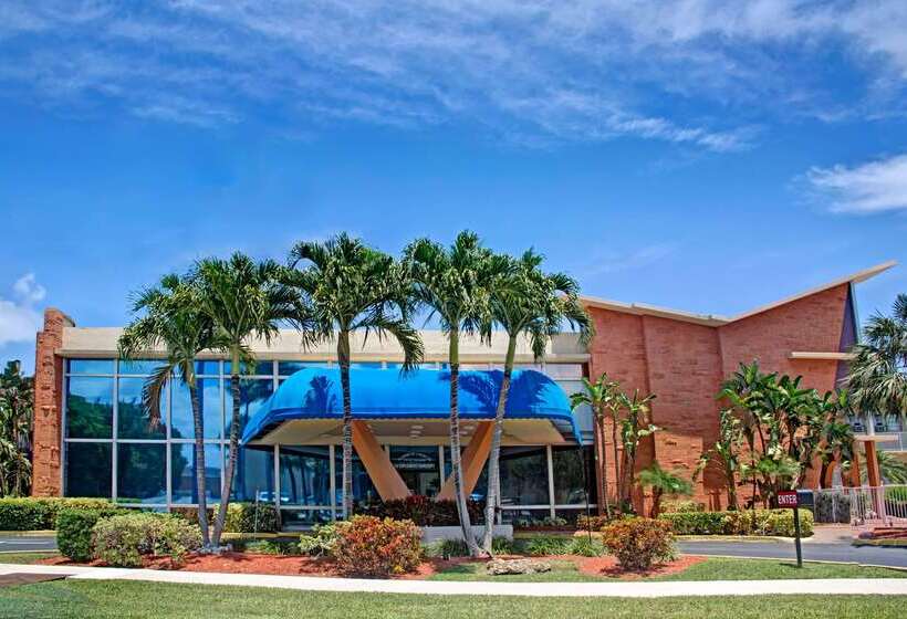 مُتل Knights Inn Hallandale