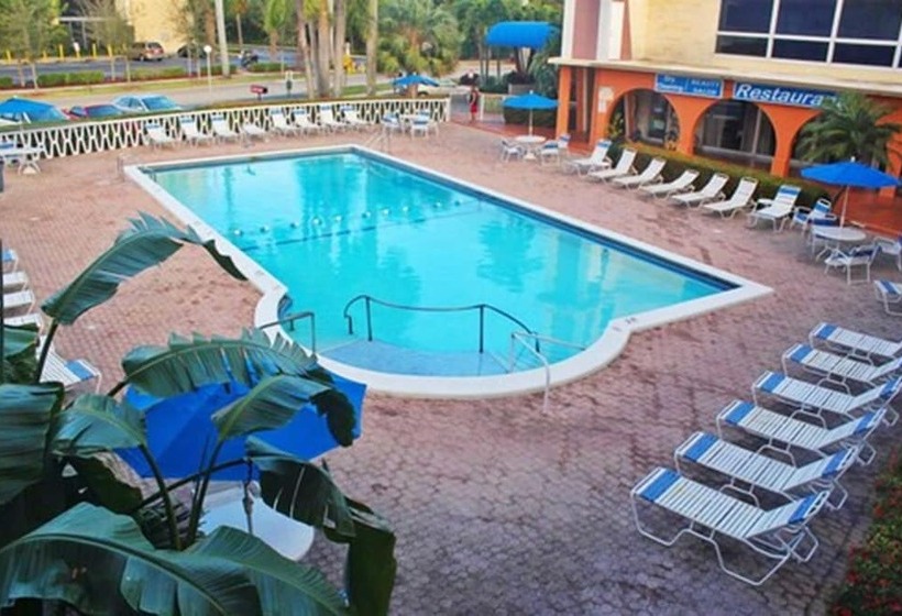 مُتل Knights Inn Hallandale