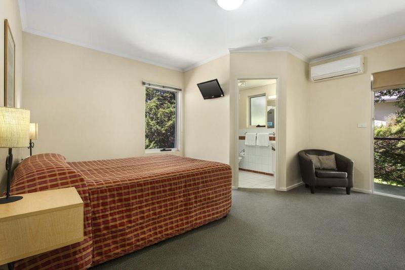 Elphin Serviced Apartments