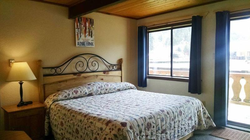 فندق Alpine Lodge Red River