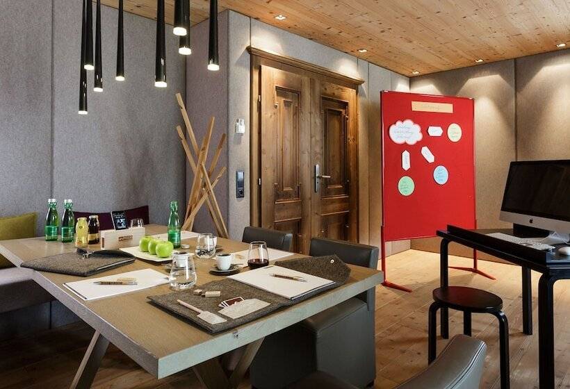 هتل Bergland Design  Und Wellness