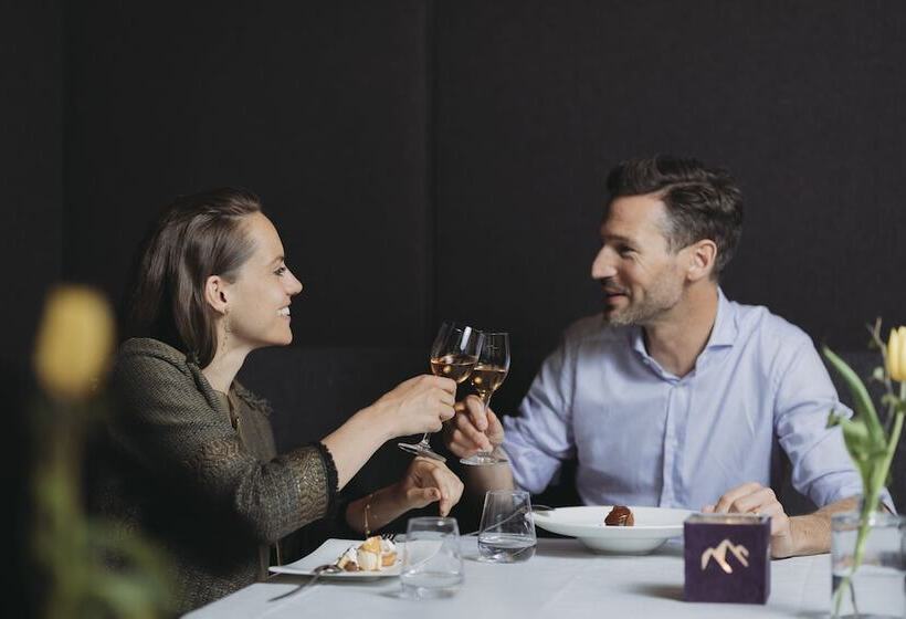 هتل Bergland Design  Und Wellness