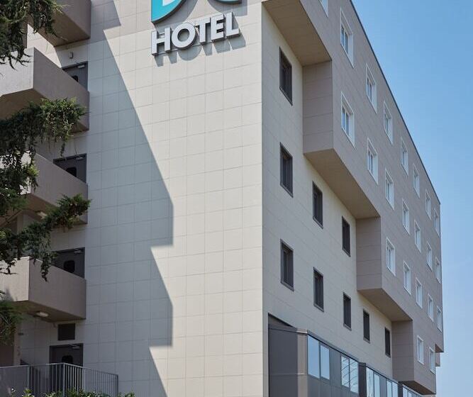 Fotos del hotel Dc  International:  3