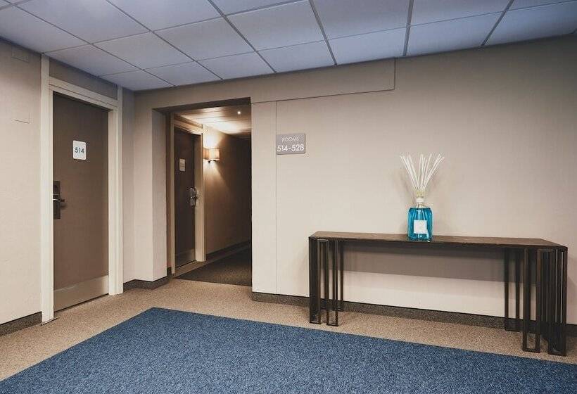 Fotos del hotel Dc  International:  10