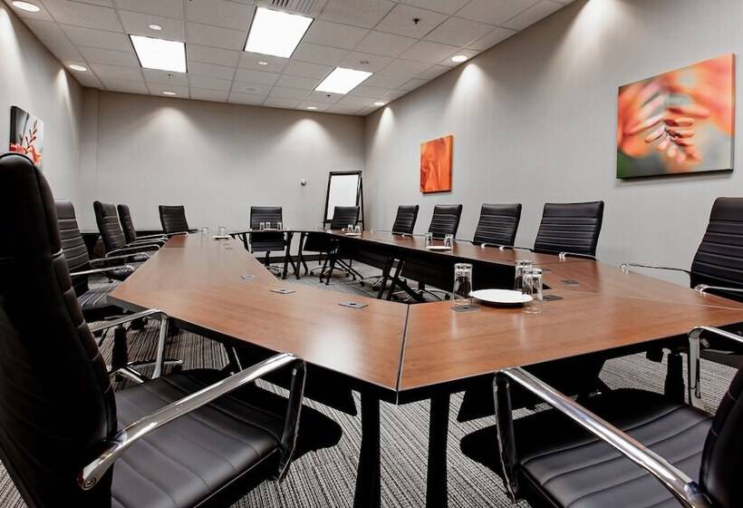 Delta Hotels By Marriott Saguenay Conference Centre