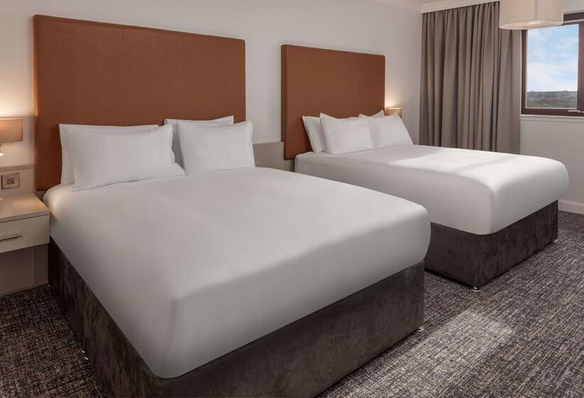 Отель Glasgow Westerwood Spa & Golf Resort