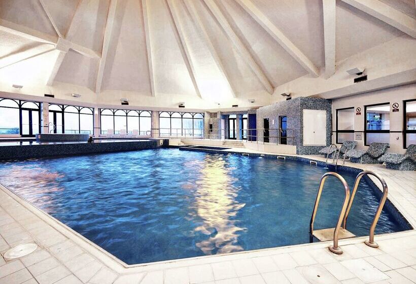 酒店 Glasgow Westerwood Spa & Golf Resort