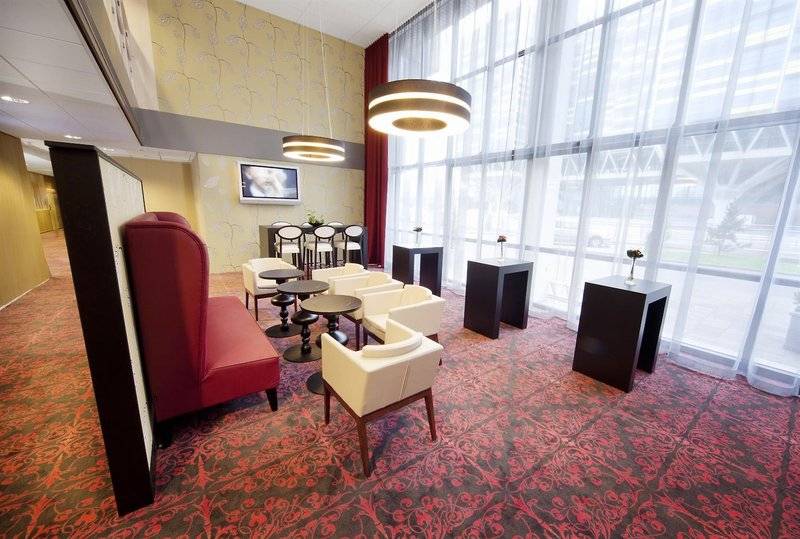 هتل Golden Tulip Leiden Centre