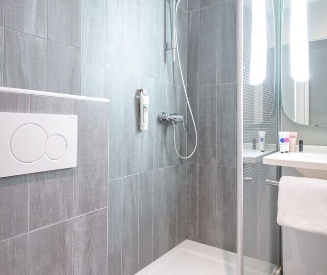 ホテル Ibis Brignoles Provence Verte
