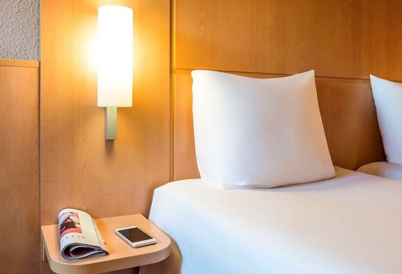 Fotos del hotel Ibis Milano Ca  Granda:  12