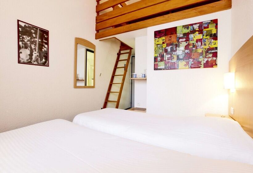 Отель Hôtel Restaurant Kyriad Mulhouse Nord Illzach