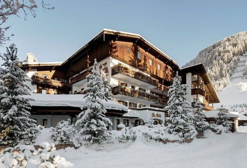 La Perla: The Leading Hotels Of The World