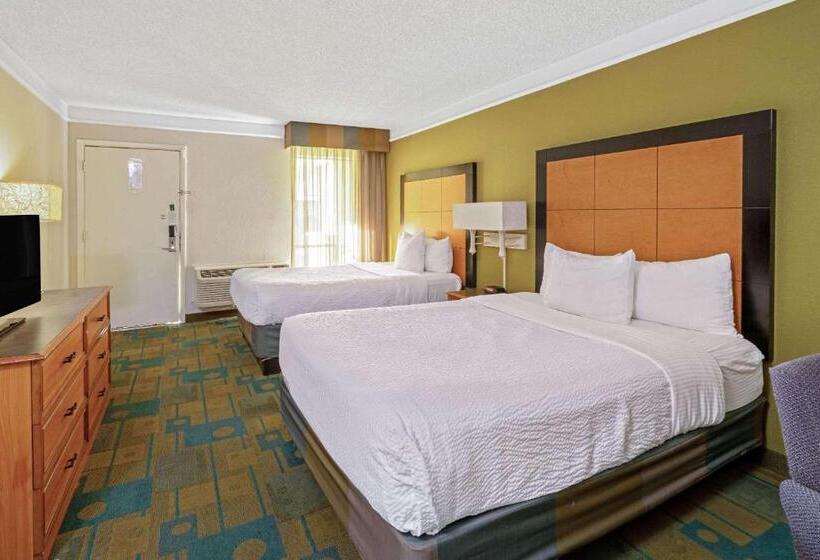 هتل La Quinta Inn By Wyndham Phoenix North