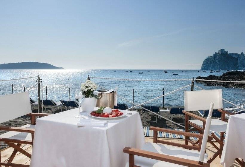 هتل Punta Molino Beach Resort And Thermal Spa