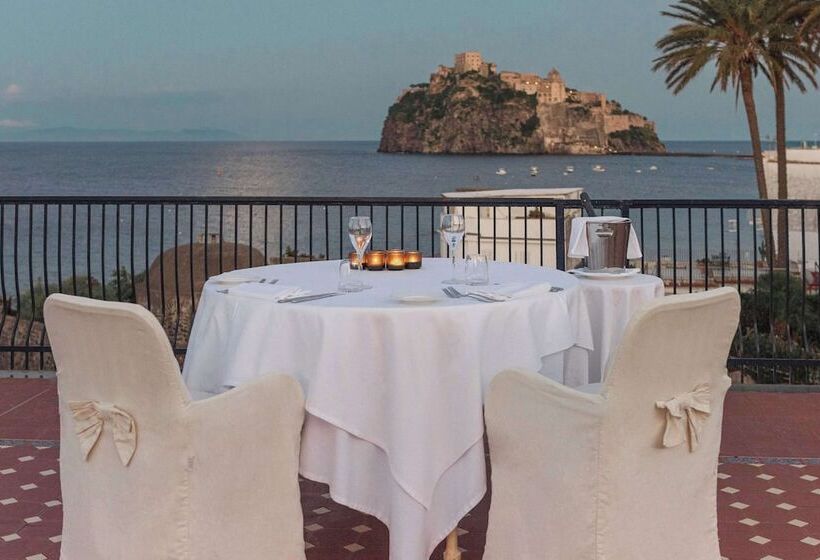 هتل Punta Molino Beach Resort And Thermal Spa