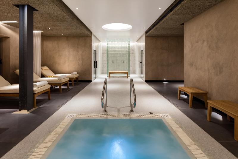 Radisson Blu Hotel, London Heathrow