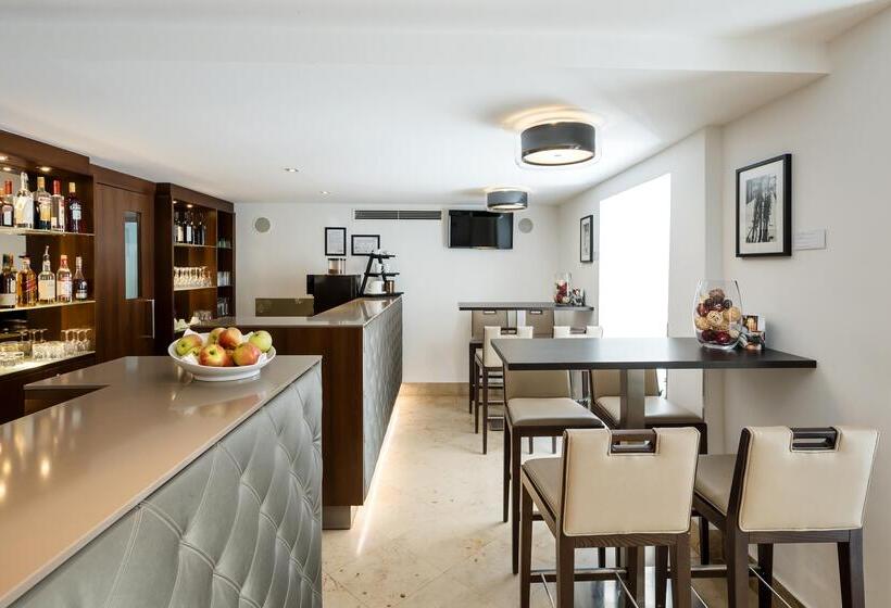 هتل Rathauspark Wien, A Member Of Radisson Individuals