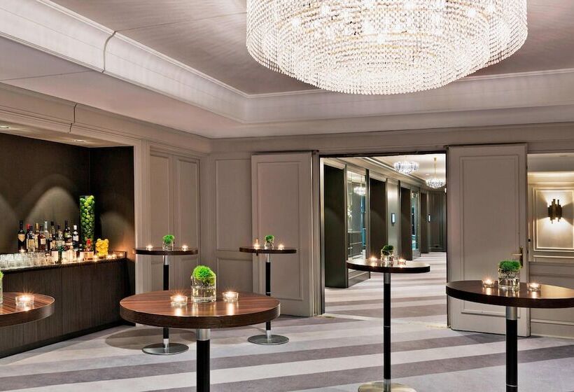 هتل Renaissance Wien