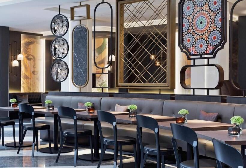 هتل Renaissance Wien