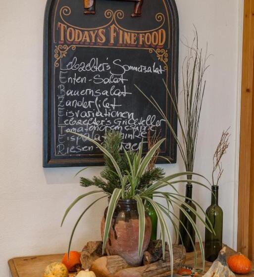 فندق Restaurant Lebzelter