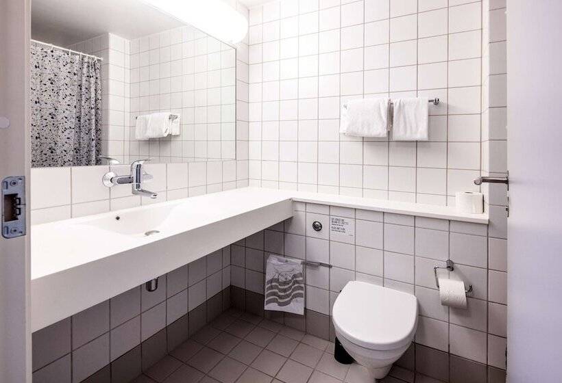 هتل Scandic Aarhus Vest