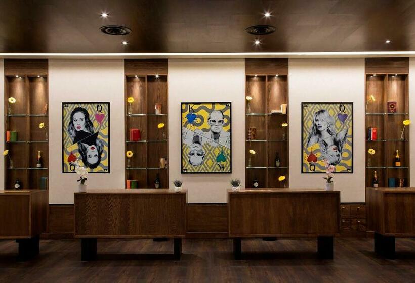 Fotos del hotel St Giles London – A St Giles:  82