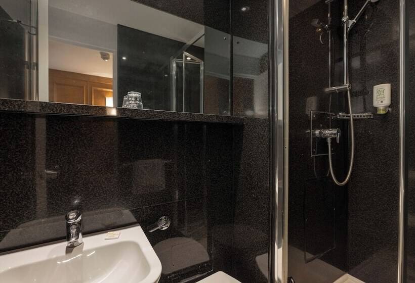 Fotos del hotel St Giles London – A St Giles:  33