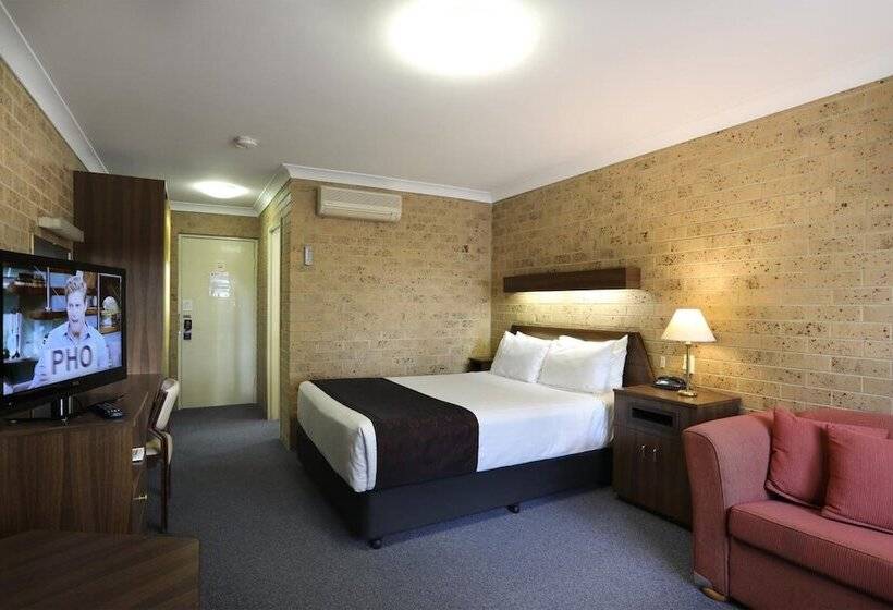 호텔 Tamworth Motor Inn & Cabins