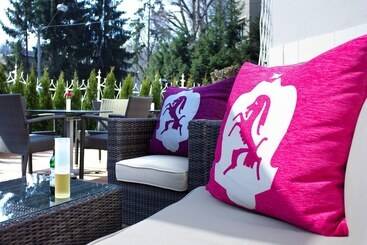 هتل Villa Carlton Adults Only